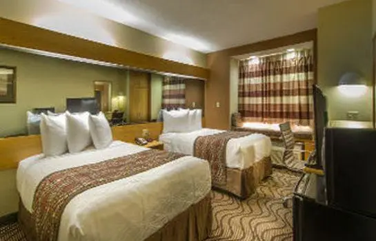 Microtel Inn & Suites by Wyndham Charlotte/University Place 