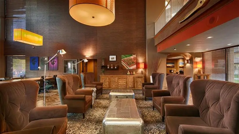 Best Western Plus Scottsdale Thunderbird Suites 