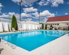 Quality Inn & Suites Elizabethtown 