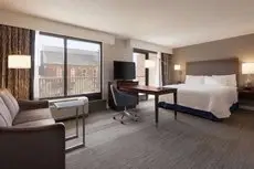 Hampton Inn & Suites Nashville Downtown 