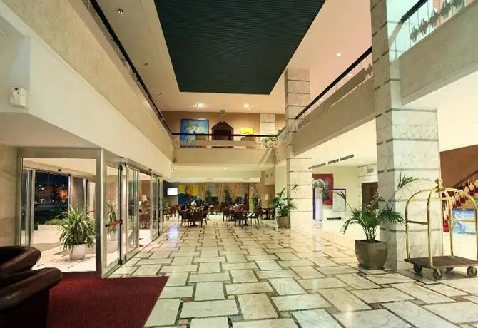 Tirana International Hotel & Conference Center 