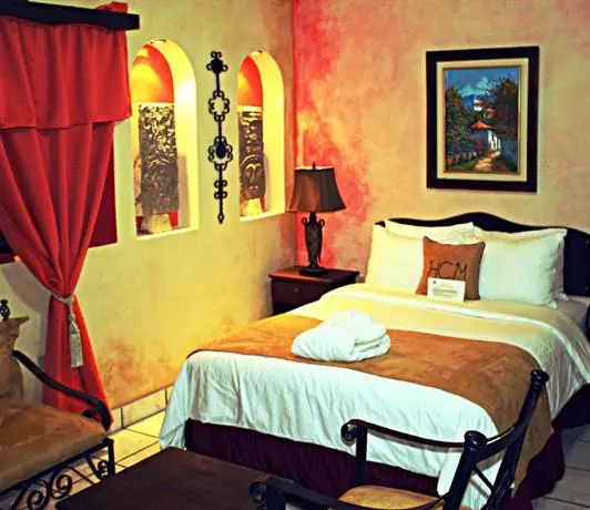 Hotel Camino Maya