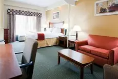 Holiday Inn Express Fort Bragg Fayetteville 