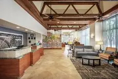 Hampton Inn & Suites Greenville-Downtown-Riverplace 