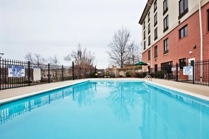 Holiday Inn Express Hotel & Suites Greenville-Downtown 