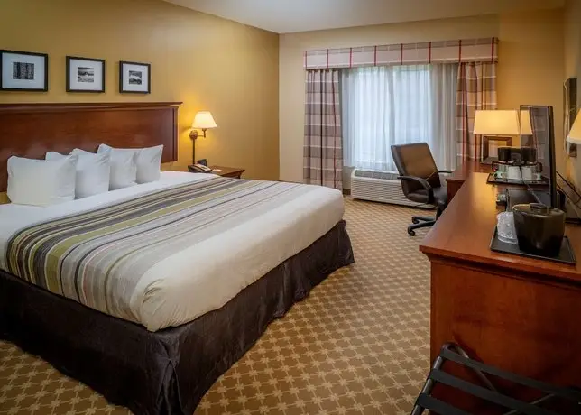 Country Inn & Suites by Radisson Charleston South WV 