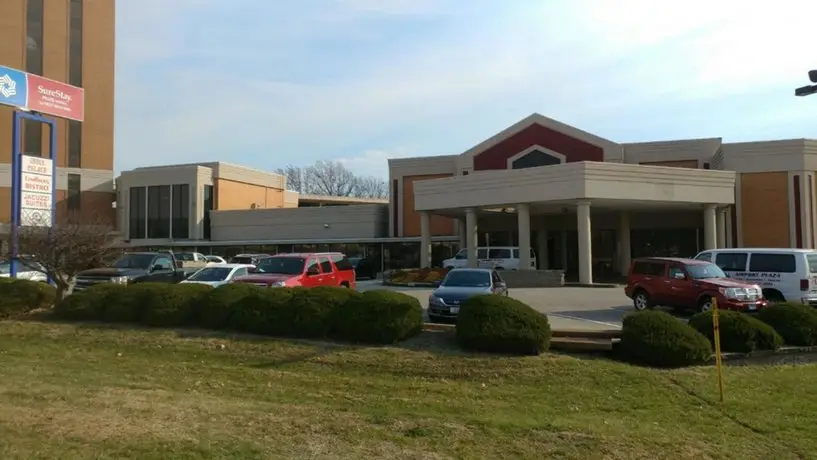 Airport Plaza Inn and Conference Center