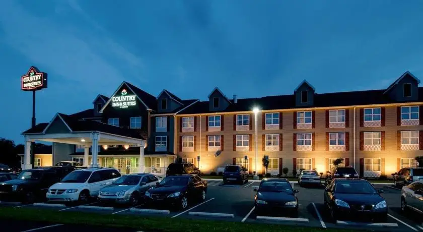 Country Inn & Suites by Radisson Chambersburg PA 