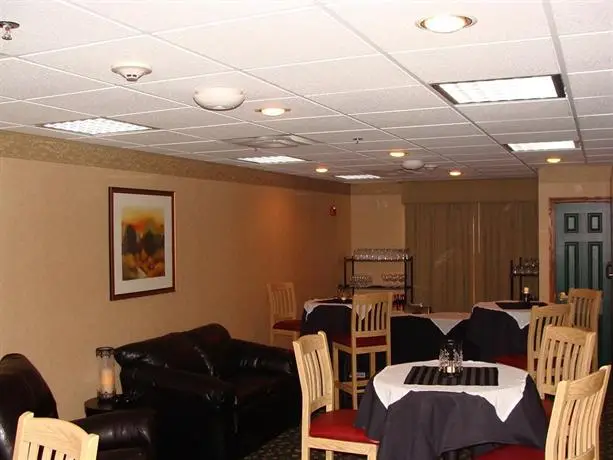 Country Inn & Suites by Radisson Chambersburg PA 