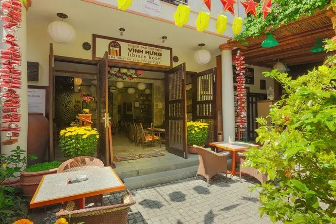 Vinh Hung Library Hotel 