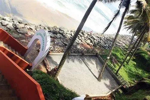 Krishnatheeram Ayur Holy Beach Resorts Varkala 