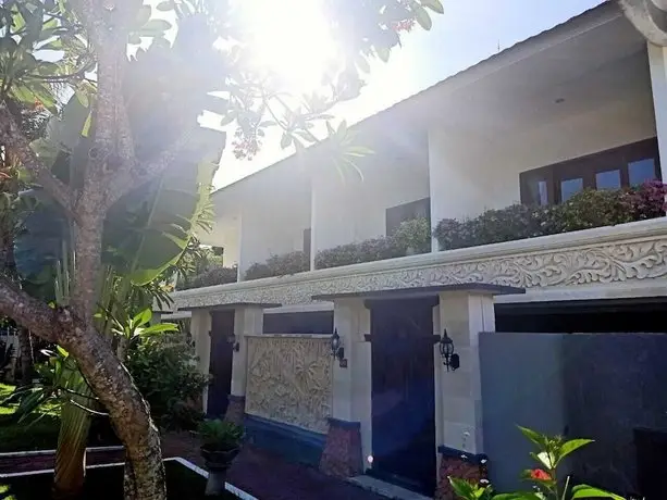 Puri Saron Hotel Senggigi Beach