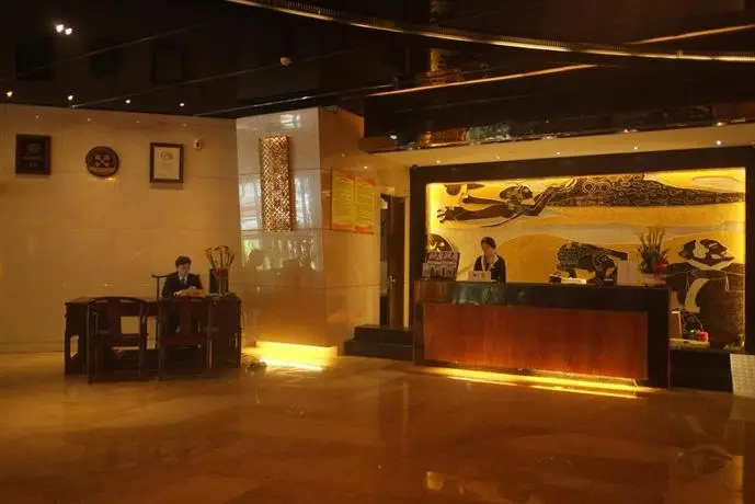 Yi Mei Plaza Hotel 