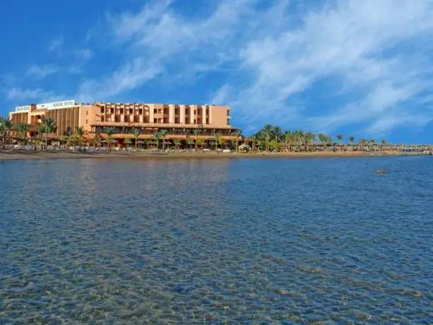 Beach Albatros Resort