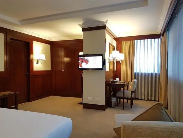 Cebu Parklane International Hotel 