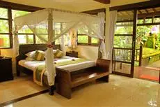 Anini Raka Resort & Spa 