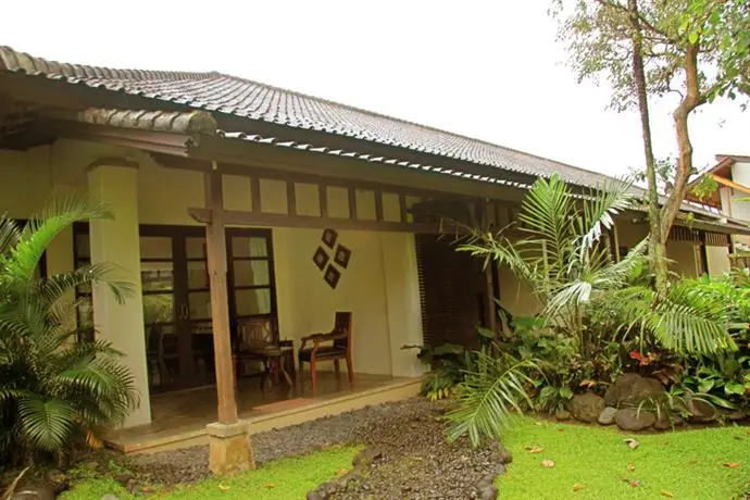 Anini Raka Resort & Spa 