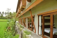 Anini Raka Resort & Spa 