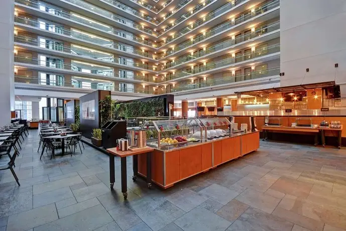 Embassy Suites Chicago Downtown Magnificent Mile 