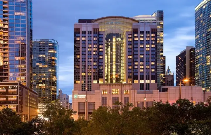 Embassy Suites Chicago Downtown Magnificent Mile 