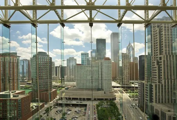 Embassy Suites Chicago Downtown Magnificent Mile 