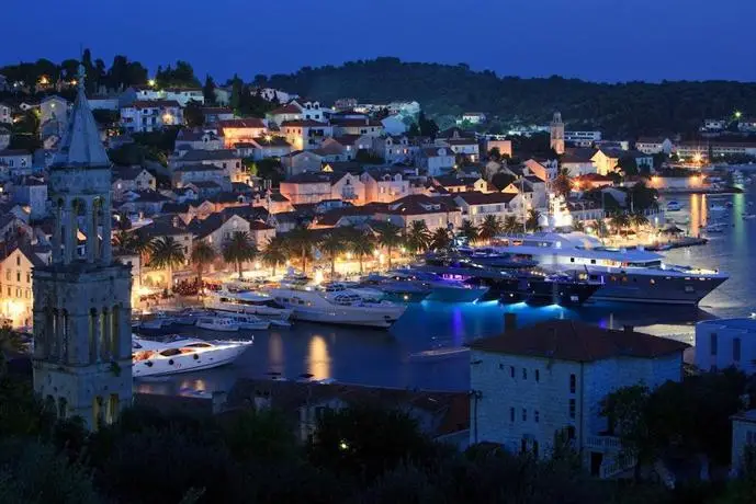 Delfin Hvar Hotel 