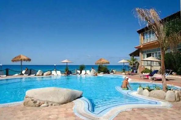 Blue Paradise Resort 