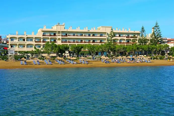 Santa Marina Beach Hotel 