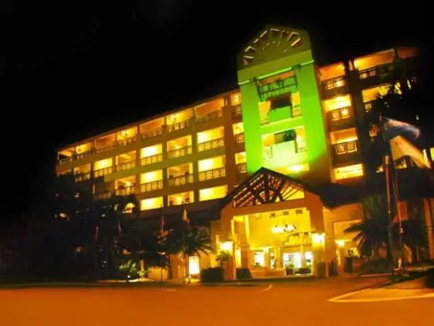 Coral Costa Caribe Resort & Spa