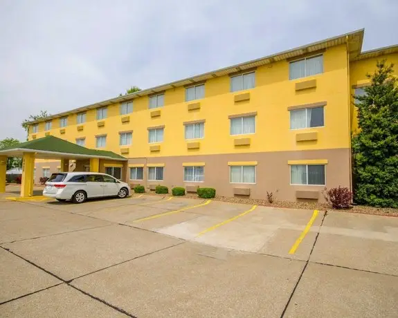 Quality Inn East Evansville