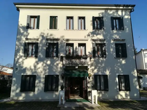 Hotel Scala 