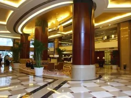 New Century Qingtian Zhengda Hotel 