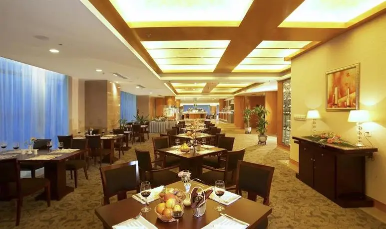 New Century Qingtian Zhengda Hotel 