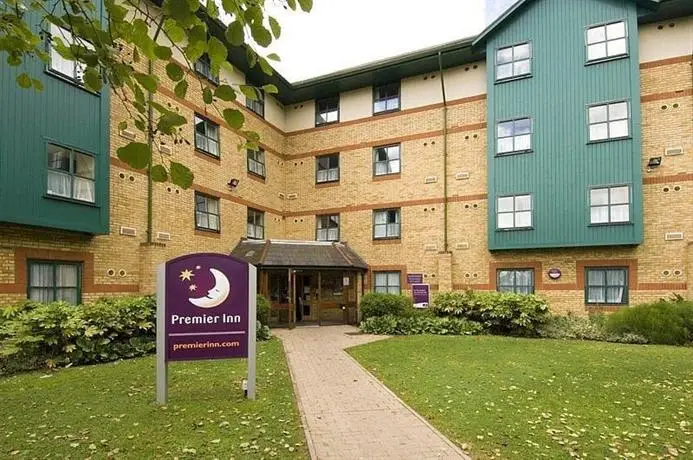 Premier Inn Luton Airport