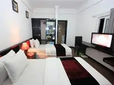 Hanoi Crystal Hotel 