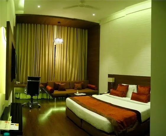 Hotel Centre Point Nagpur 