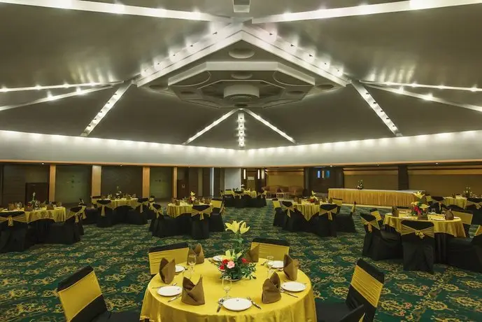 Hotel Mountview Chandigarh 