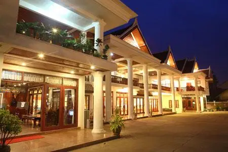 Manoluck Hotel 