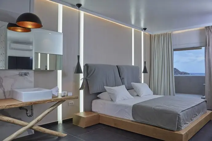 Mykonos Kosmoplaz Beach Resort Hotel 