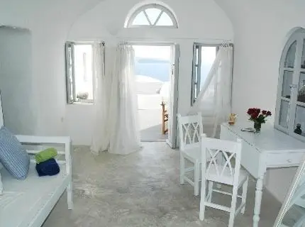 Nostos Apartments Santorini 