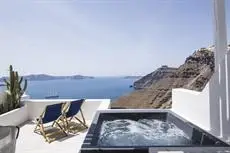 Porto Fira Suites 