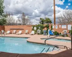 Econo Lodge Inn & Suites Santa Fe 