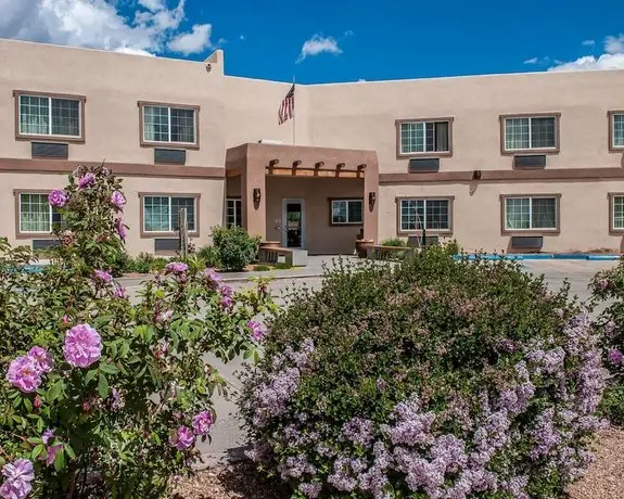 Econo Lodge Inn & Suites Santa Fe 