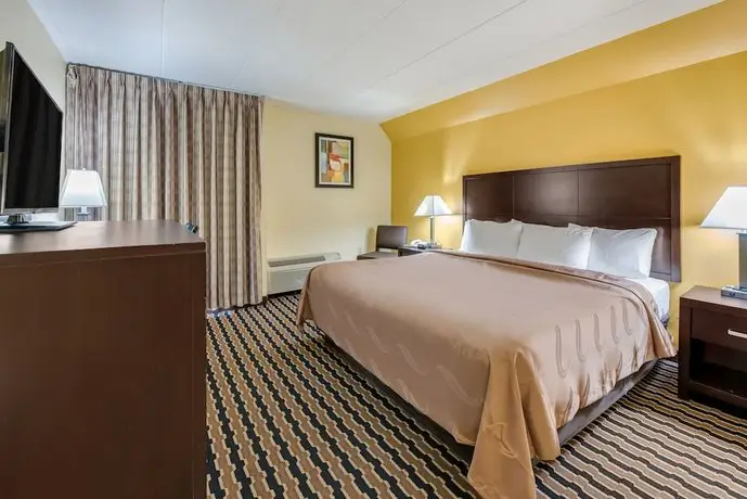 Quality Inn & Suites Cincinnati Ohio 