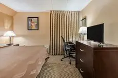 Quality Inn & Suites Cincinnati Ohio 