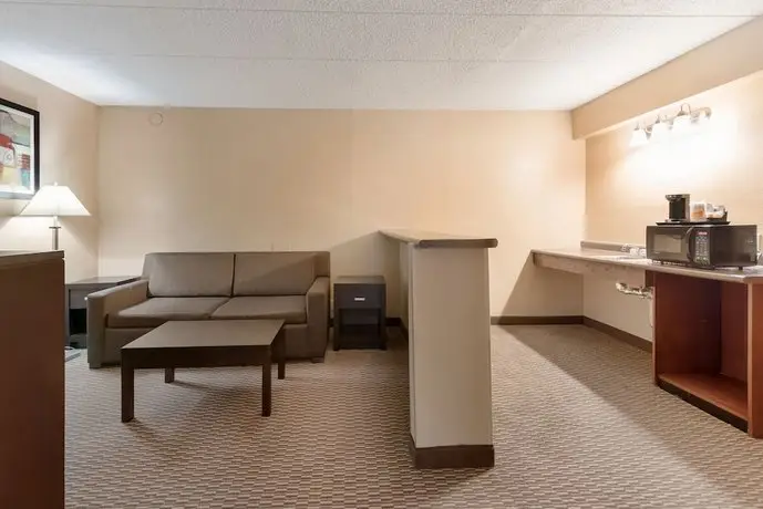 Quality Inn & Suites Cincinnati Ohio 