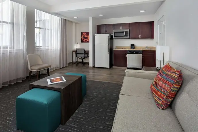 Homewood Suites by Hilton Nashville-Downtown 