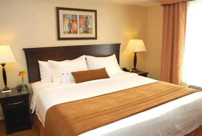 Fairfield Inn & Suites Kelowna 