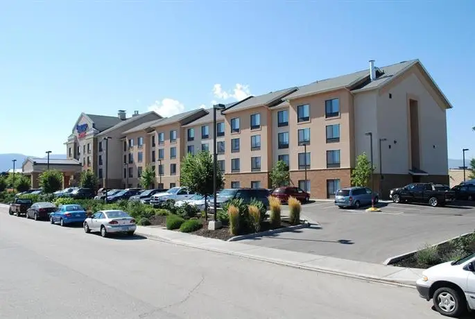 Fairfield Inn & Suites Kelowna 