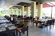 Apsara Beachfront Resort & Villa 